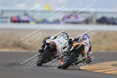 media/Sep-24-2022-CVMA (Sat) [[a45f954247]]/Race 10 Amateur Supersport Middleweight/